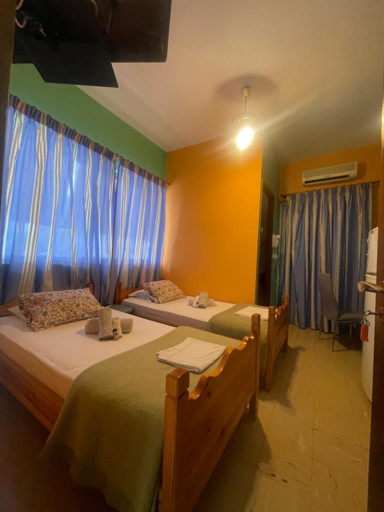 Pislis Rooms Kamena Vourla Exterior foto